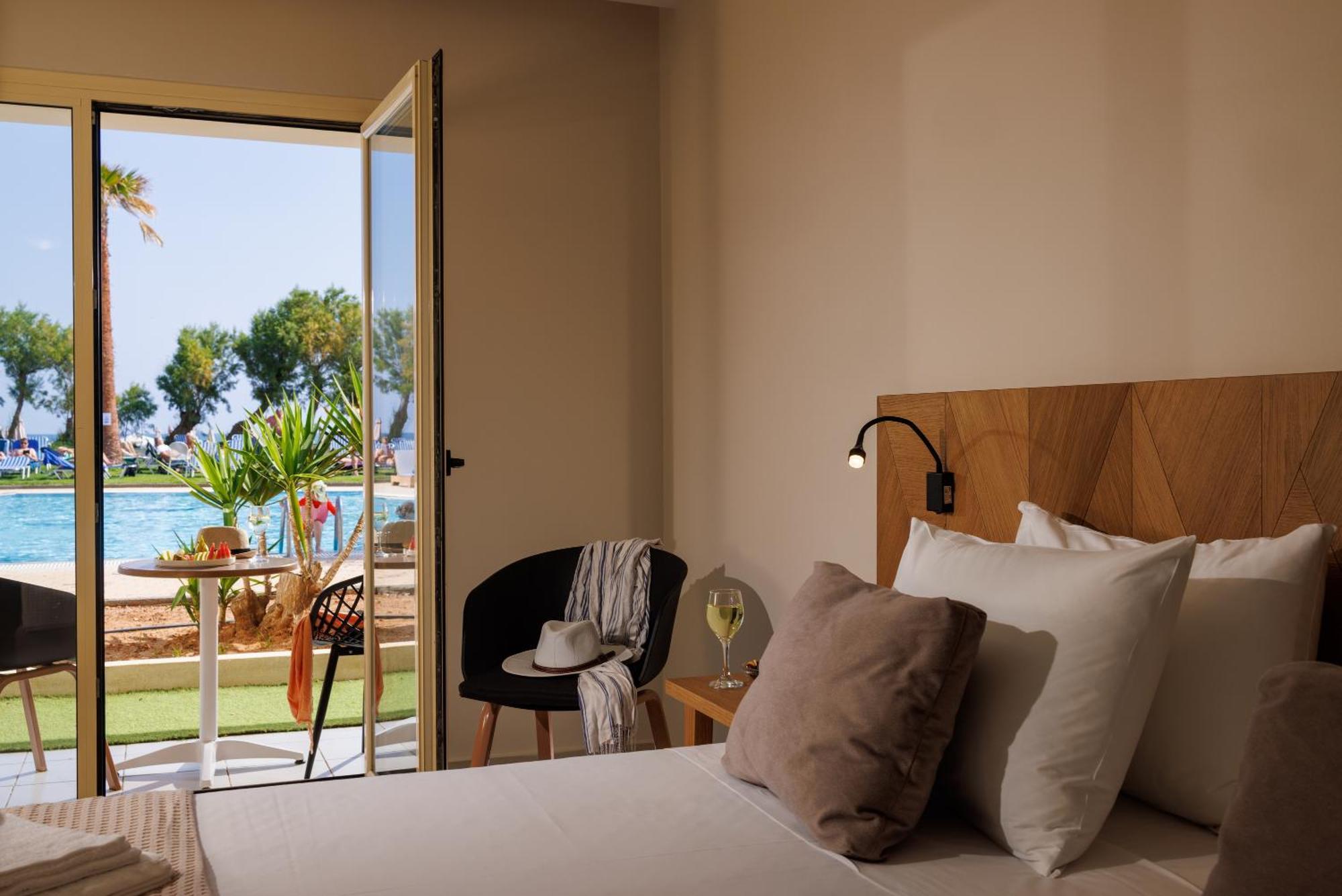 Malia Bay Beach Hotel & Bungalows Dış mekan fotoğraf