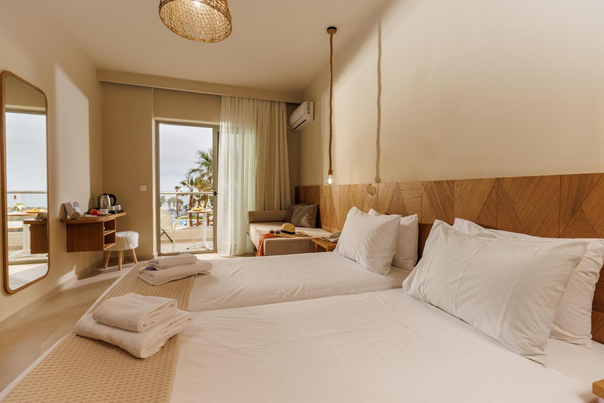 Malia Bay Beach Hotel & Bungalows Dış mekan fotoğraf