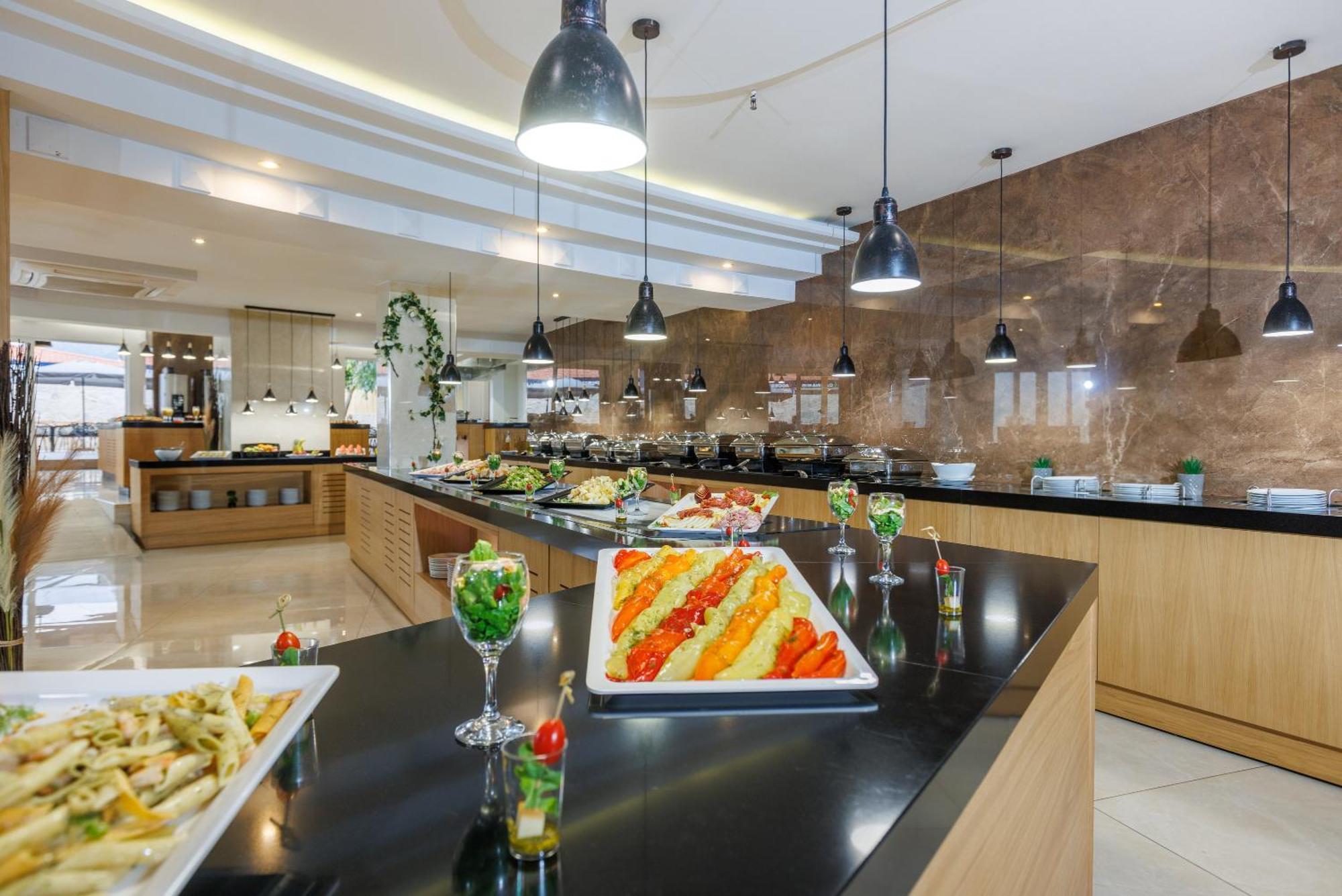 Malia Bay Beach Hotel & Bungalows Dış mekan fotoğraf