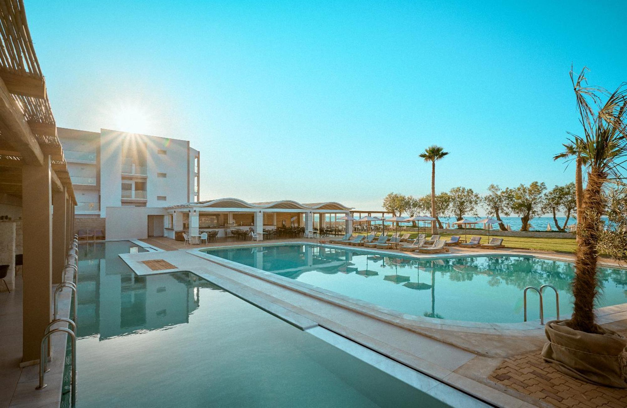 Malia Bay Beach Hotel & Bungalows Dış mekan fotoğraf