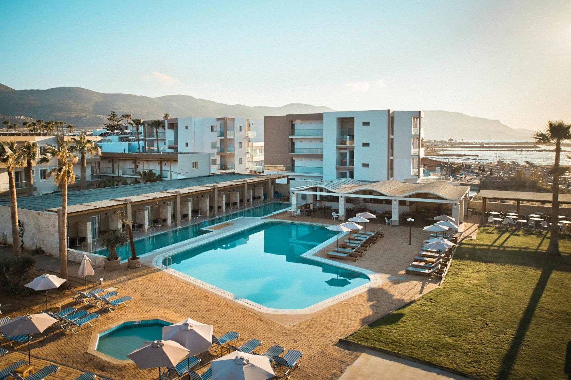 Malia Bay Beach Hotel & Bungalows Dış mekan fotoğraf